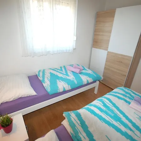 Dida By El-pi Tours Apartment