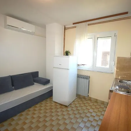 Dida By El-pi Tours Njivice